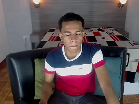 aston xvera online show from 15, 9, 2025