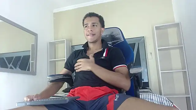 aston xvera online show from 21, 9, 2025