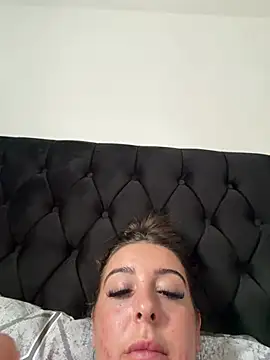 Lulumayxx online show from 18, 4, 2026