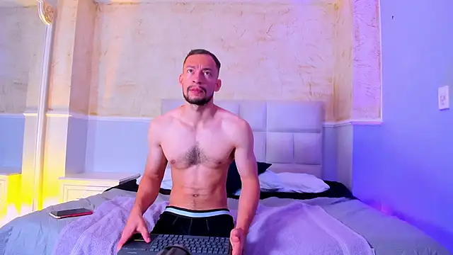 TyagoRoberts online show from 5, 10, 2025