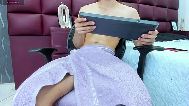 TyagoRoberts online show from 13, 9, 2025