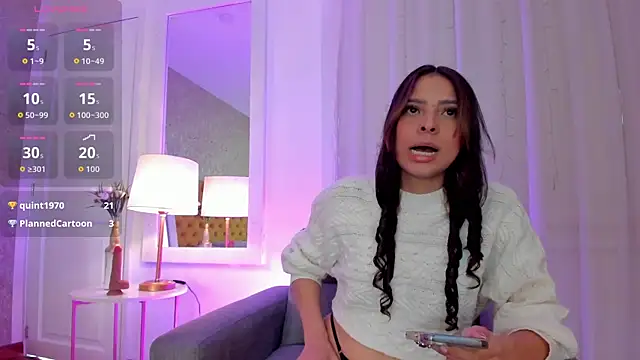 AnniieCooper online show from 8, 11, 2025