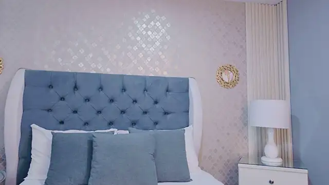 ZoeWilliis online show from 3, 6, 2026