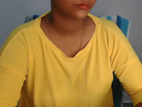 Hott Noor online show from 3, 11, 2025