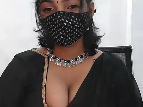 Hott Noor online show from 7, 11, 2025