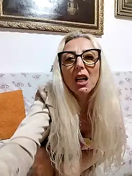  sexyBLONDE46  online show from 21, 5, 2026