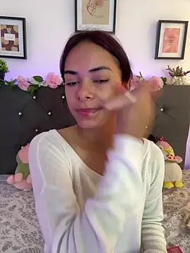 Snapshot of Im_Lyan chatting on 29, 11, 2025 Im Lyan online show from 29, 11, 2025