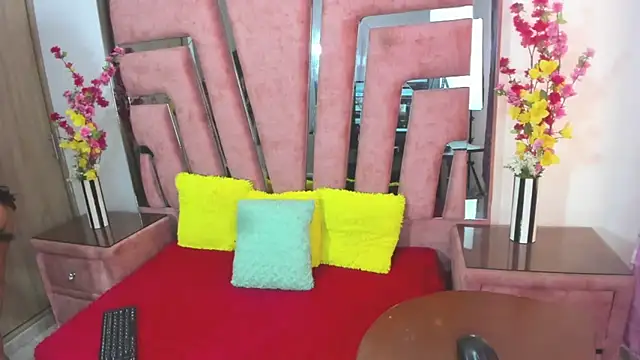 MaraKarly online show from 16, 12, 2025