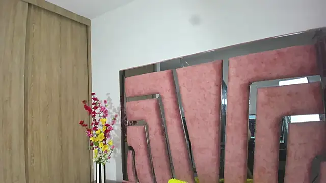 MaraKarly online show from 23, 12, 2025