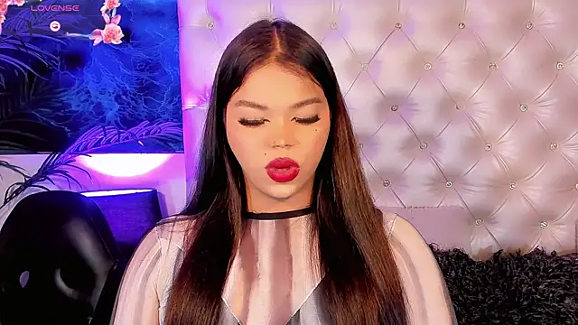 Valeria Swett  online show from 6, 6, 2026