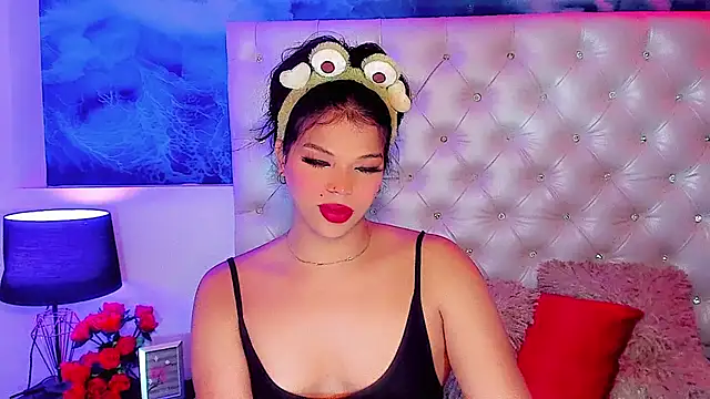 Valeria Swett  online show from 22, 2, 2026