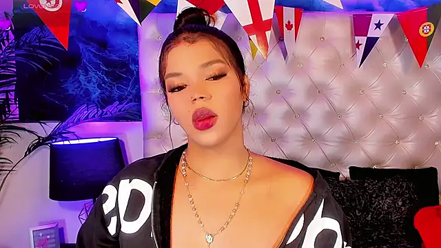 Valeria Swett  online show from 14, 6, 2026