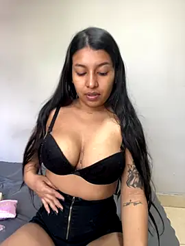  Chloe Smith online show from 8, 11, 2025