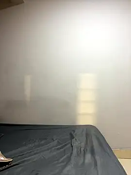  Chloe Smith online show from 26, 11, 2025