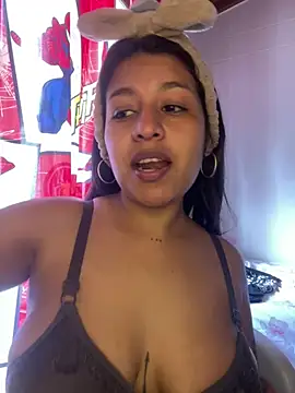 Snapshot of _Chloe_Smith chatting on 22, 4, 2026 Chloe Smith online show from 22, 4, 2026