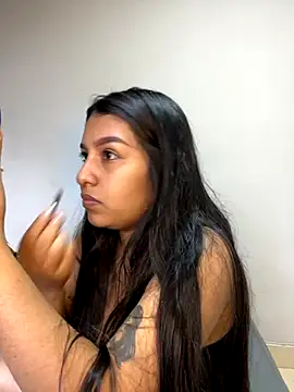  Chloe Smith online show from 10, 10, 2025