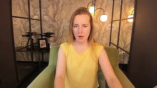 MeggySun online show from 3, 11, 2025