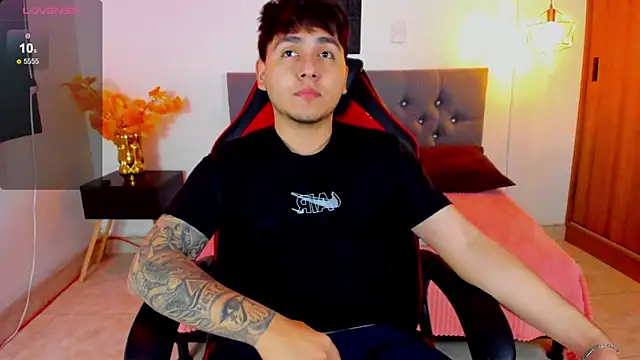 Snapshot of Nicolas_James_Sc chatting on 21, 2, 2026 Nicolas James Sc online show from 21, 2, 2026