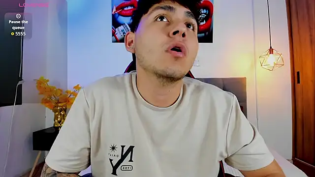 Nicolas James Sc online show from 3, 10, 2025