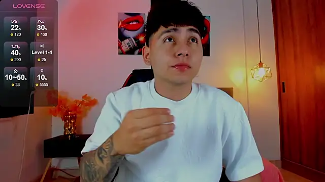 Snapshot of Nicolas_James_Sc chatting on 5, 2, 2026 Nicolas James Sc online show from 5, 2, 2026