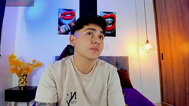 Nicolas James Sc online show from 15, 9, 2025