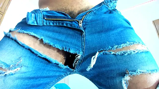 Snapshot of magic_mike_26 chatting on 26, 11, 2025 magic mike 26 online show from 26, 11, 2025