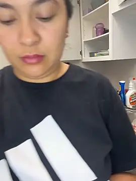 latina curvy22 online show from 22, 9, 2025