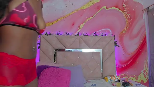 Snapshot of Taylor_oriana_ chatting on 15, 11, 2025 Taylor oriana online show from 15, 11, 2025