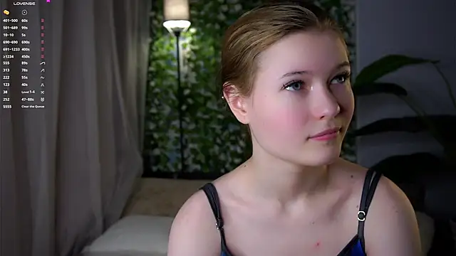 LynHillaire online show from 10, 3, 2026