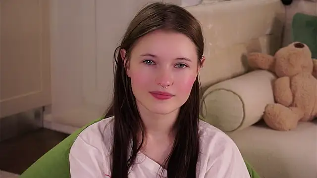 LynHillaire online show from 13, 9, 2025