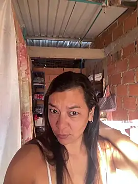 Snapshot of YadiraOrozco chatting on 11, 9, 2025 YadiraOrozco online show from 11, 9, 2025