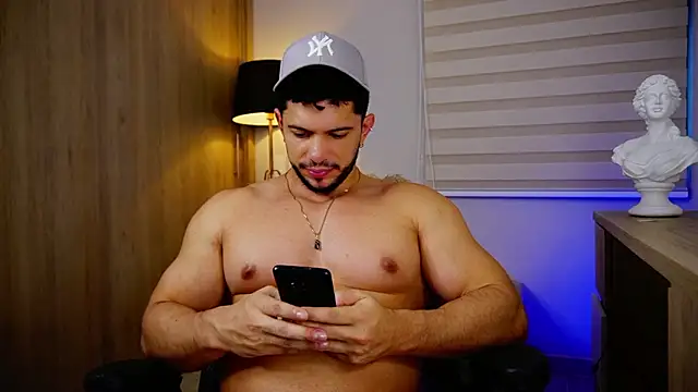 Erick Thompsonx online show from 19, 3, 2026