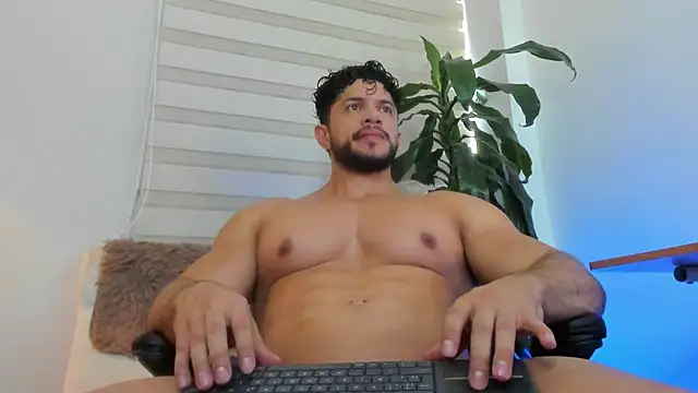 Snapshot of Erick_Thompsonx chatting on 18, 7, 2026 Erick Thompsonx online show from 18, 7, 2026