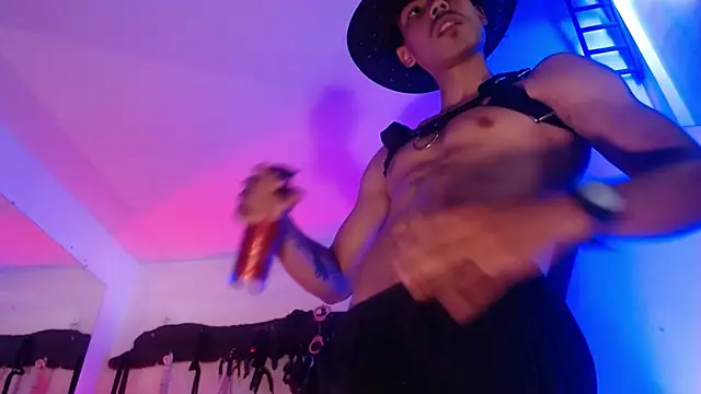 Snapshot of subarashi_ishi69 chatting on 3, 10, 2025 subarashi ishi69 online show from 3, 10, 2025