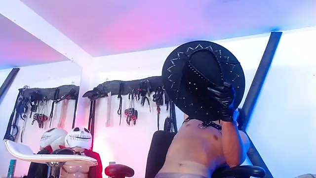 Snapshot of subarashi_ishi69 chatting on 2, 10, 2025 subarashi ishi69 online show from 2, 10, 2025