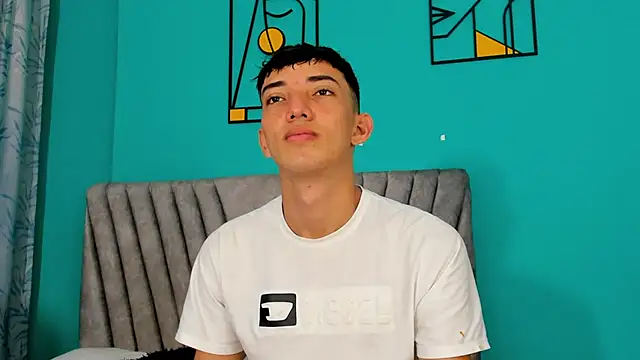 Maikol Ortiz online show from 13, 4, 2026