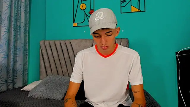 Maikol Ortiz online show from 9, 4, 2026