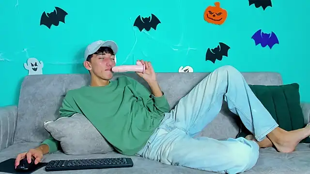 Maikol Ortiz online show from 29, 10, 2025