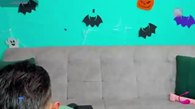 Maikol Ortiz online show from 4, 11, 2025