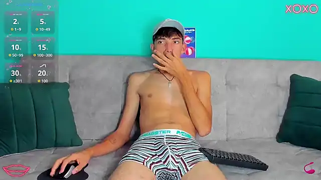 Maikol Ortiz online show from 15, 10, 2025