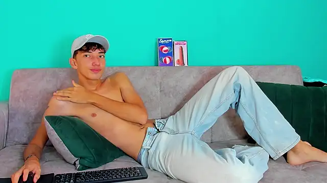 Maikol Ortiz online show from 24, 10, 2025