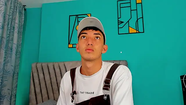 Maikol Ortiz online show from 7, 4, 2026