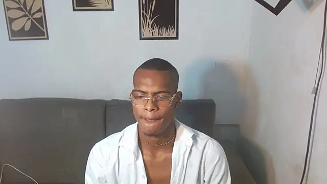 criss zuri online show from 26, 9, 2025