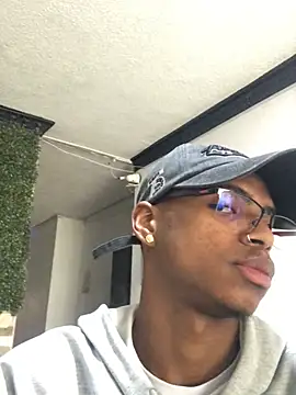 criss zuri online show from 16, 2, 2026