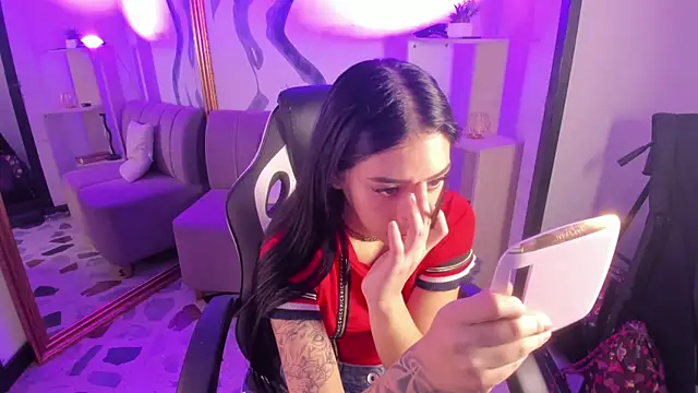 Snapshot of AlliceCopper chatting on 5, 2, 2026 AlliceCopper online show from 5, 2, 2026