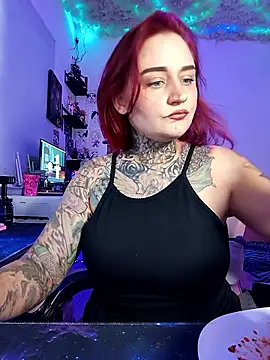 Snapshot of blazed_vixen chatting on 16, 1, 2026 blazed vixen online show from 16, 1, 2026