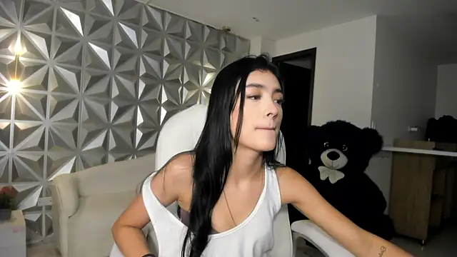 zoerouse  online show from 7, 1, 2026