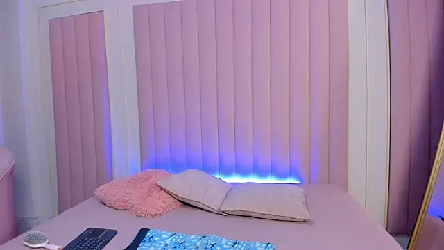 milaowens online show from 22, 9, 2025