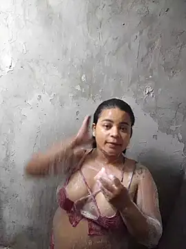 Zaphyra18 online show from 5, 11, 2025