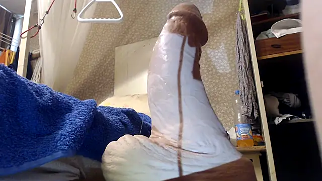 Snapshot of BiglovelyXXL chatting on 9, 11, 2025 BiglovelyXXL online show from 9, 11, 2025